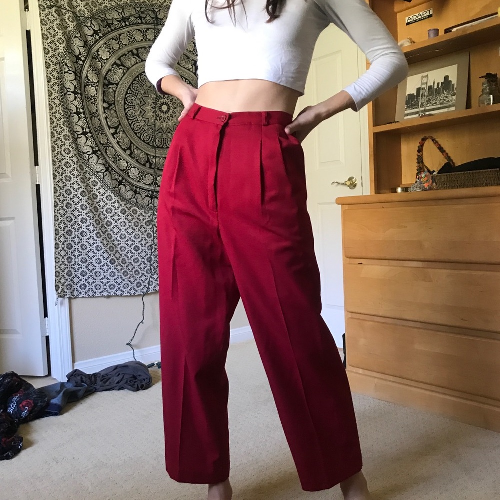 Red high waisted pants - Picture 3 of 7